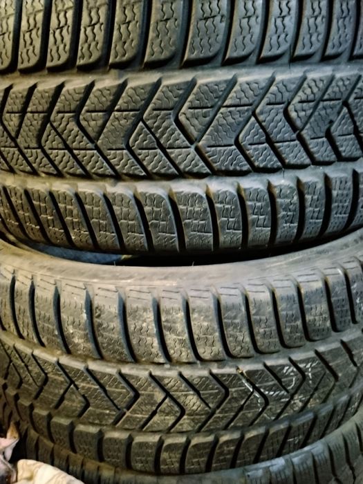 245 30 r20 90W Pirelli SottoZero 3 para zima wymiana
