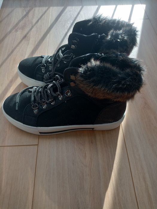 Buty damskie jesienne , czarne, rozmiar 40