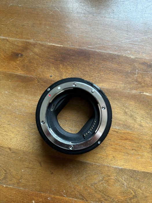 Adapter RF-EF Canon Viltrox z pierscieniem regulacyjnym