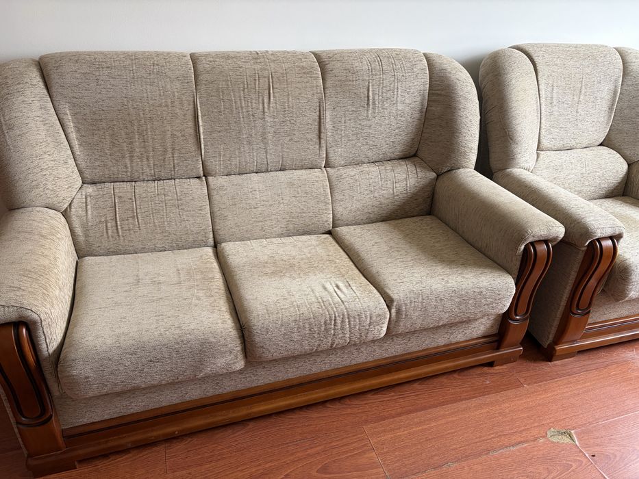 2 sofas em excelente estado