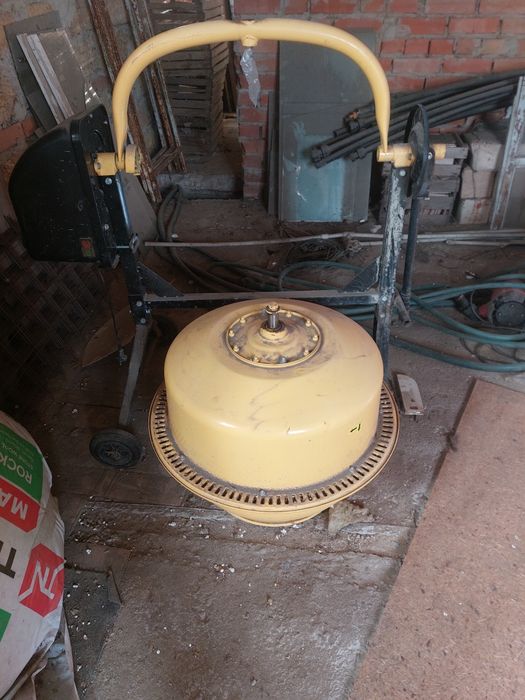 Продам Бетономешалка