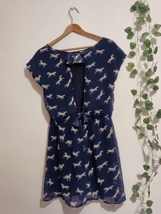 Sukienka granatowa z koniami | GOSSIP