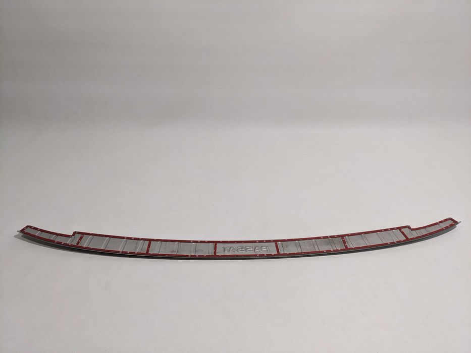 Хром накладка на задний бампер VW Passat B8 USA Пассат Б8 ЮСА 15-19