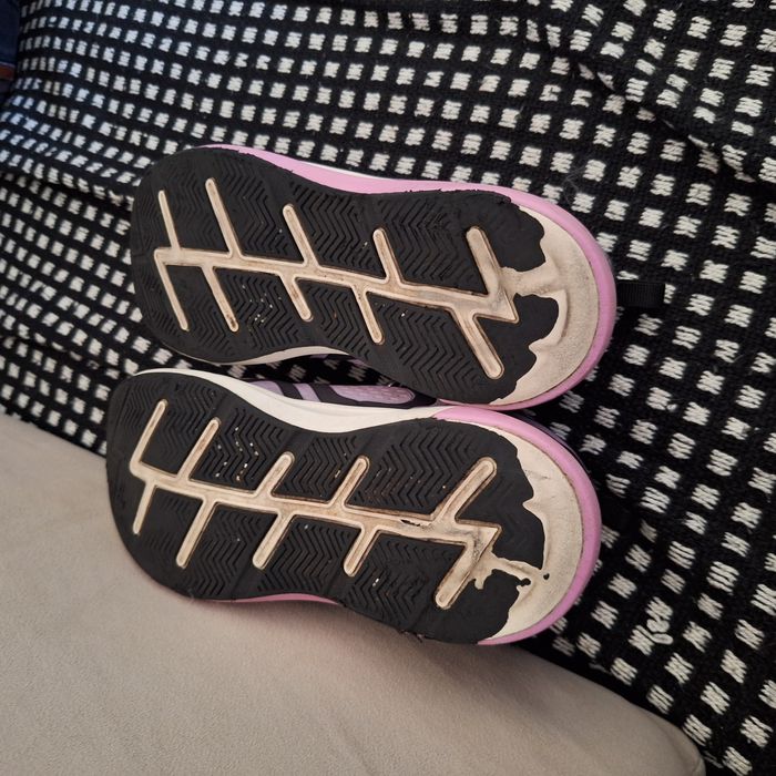 Sprzedam Adidasy r.35