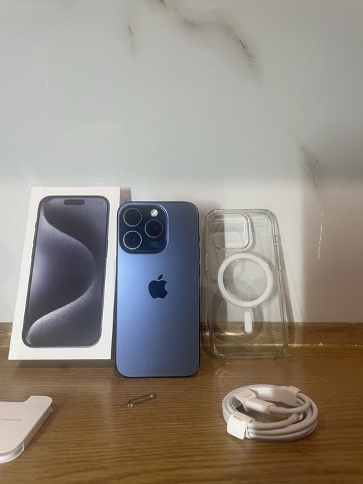 Rezerwacja  iPhone 15 PRO ZESTAW