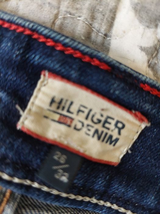 Spodnie damskie jeansowe rozm 26/32 Hilfiger