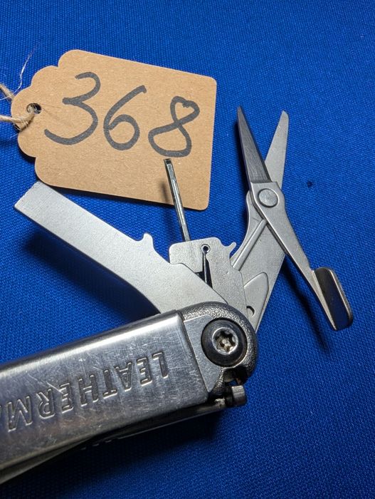 Мультитул Leatherman Wave ..368