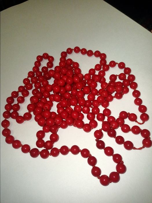Бусы, ожерелье Коралл