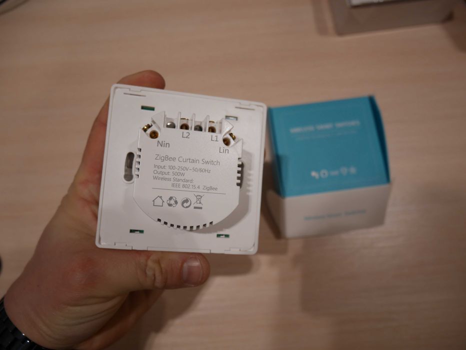 zigbee x7201A перемикач для штор