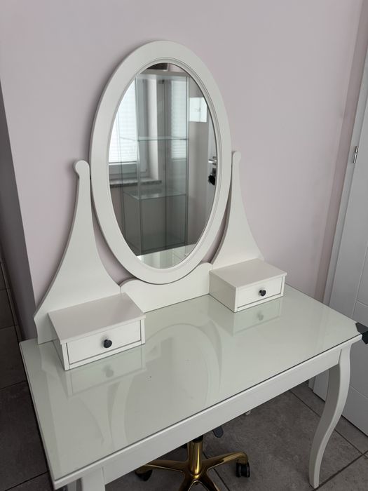 Toaletka Ikea Hemnes