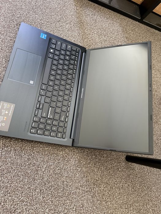 Laptop asus  15