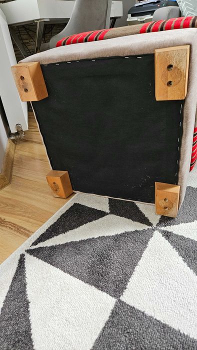 Puf pufa  ze schowkiem ze skrzynią siedzisko