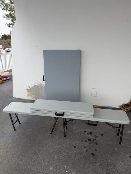 Mesa e bancos de Exterior Novos