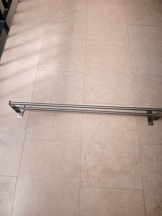 Vendo 2 prateleiras de aço inox.