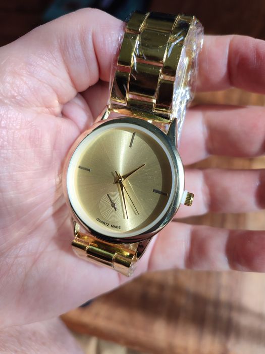 Damski zegarek kwarcowy