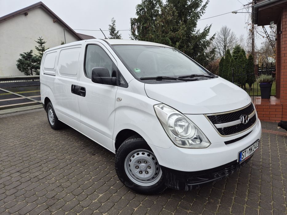 Hyundai H-1