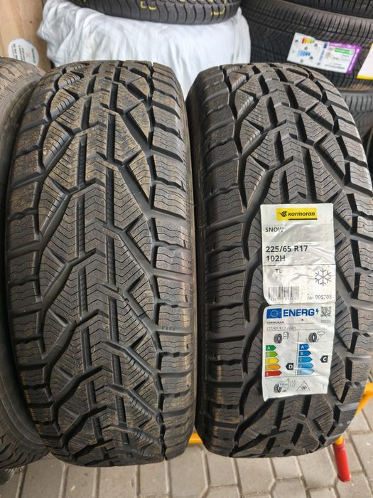 [655] 4 szt. NOWE Kormoran Snow 225/65/17 102H