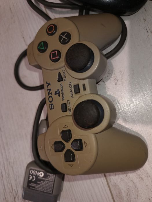 PlayStation 1 psx 9002+ 2 pady+ kabel tv