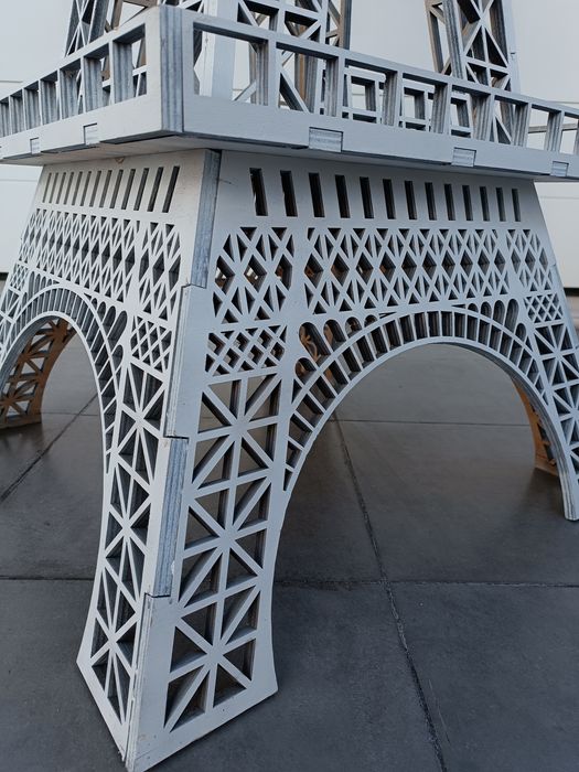Torre Eiffel de 2,10m