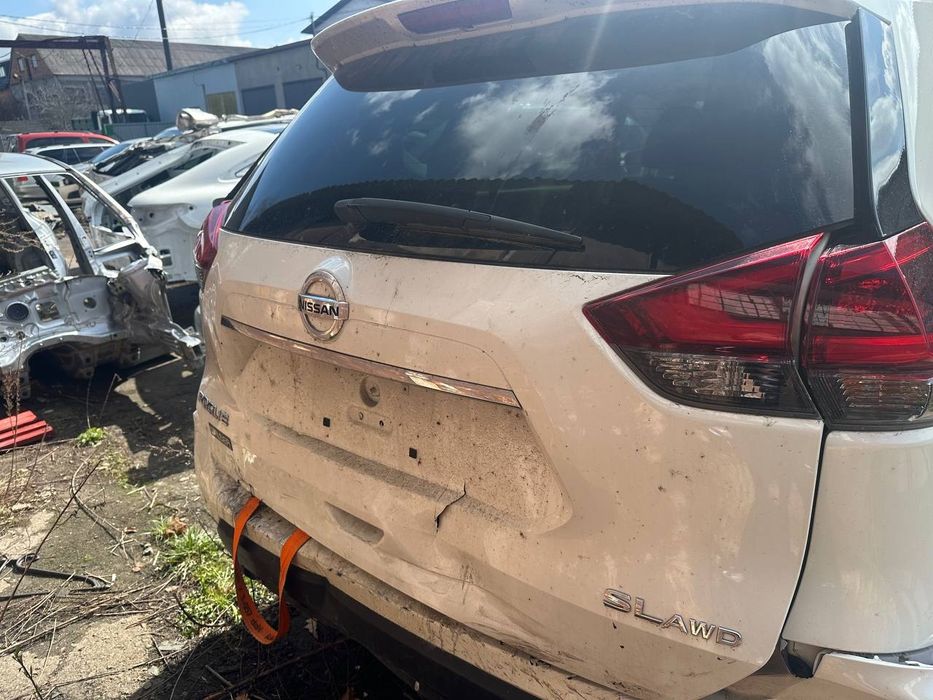 Ляда Ниссан Рог NISSAN Rogue