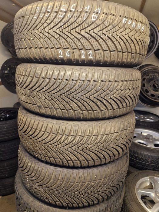 Opony Zimowe 4x 205/55R16 KUMHO 26tydz2022rok 7mm
