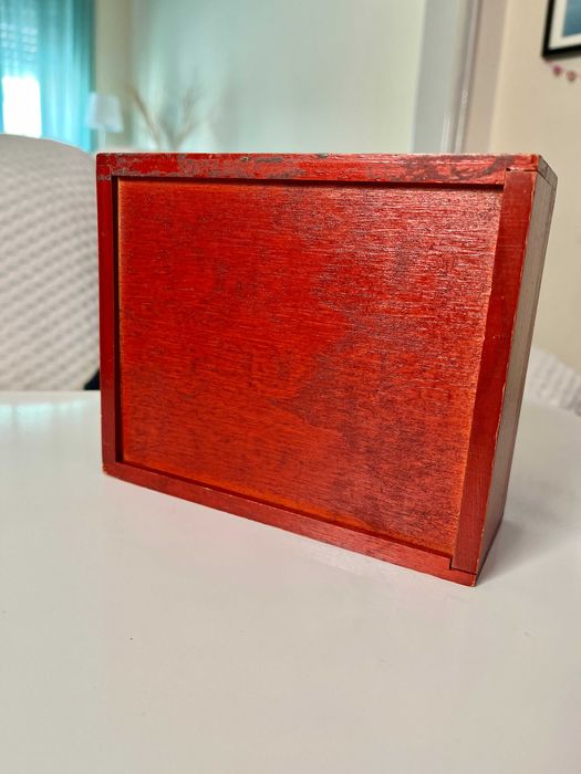 Pequena caixa de madeira Don Algodón