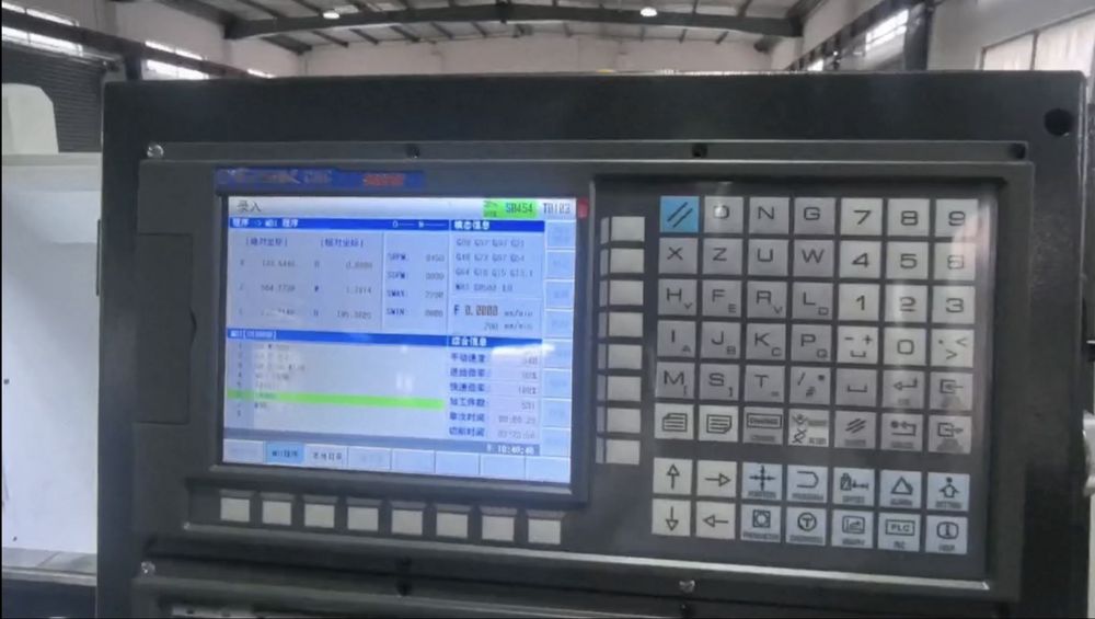 Токарний верстат з ЧПУ CK6150/1000 GSK та гідравлічним трикулачковим патроном