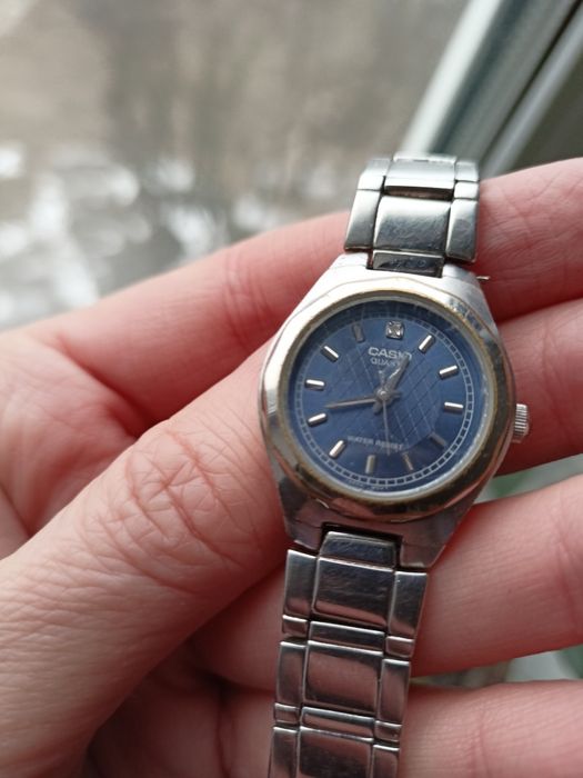 Годинник жіночій Casio ltp 2050