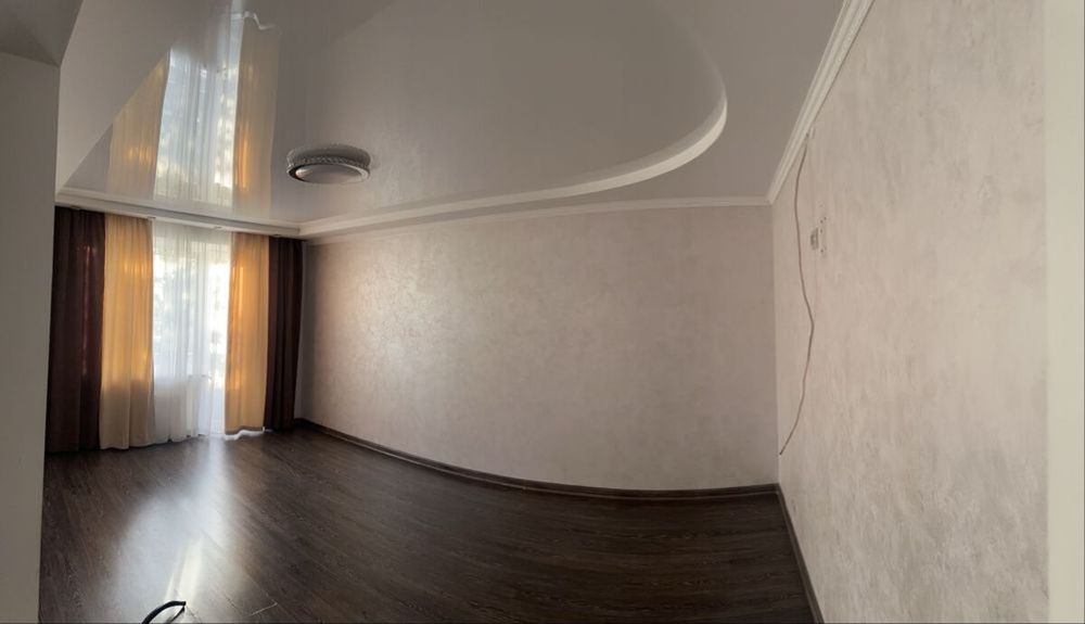 Продам 3-и кімнатну квартиру м. Мала Виска.