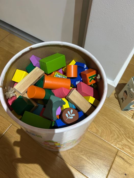 Tablica manipulacyjna i inne zabawki