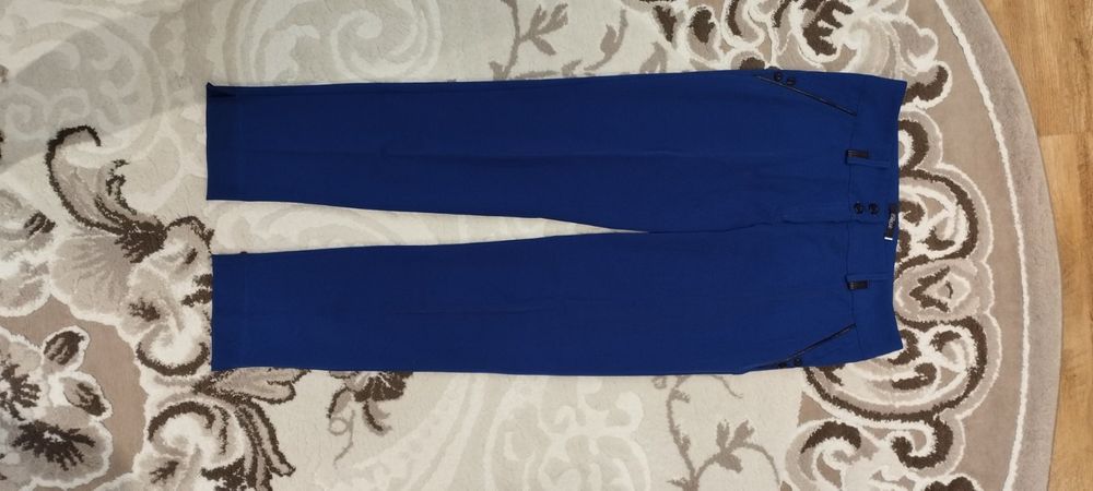 Брючні штани зі стрілкою 46-48