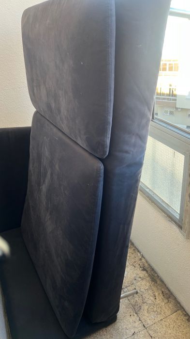 Estou a vender um Sofá/Cadeirão.