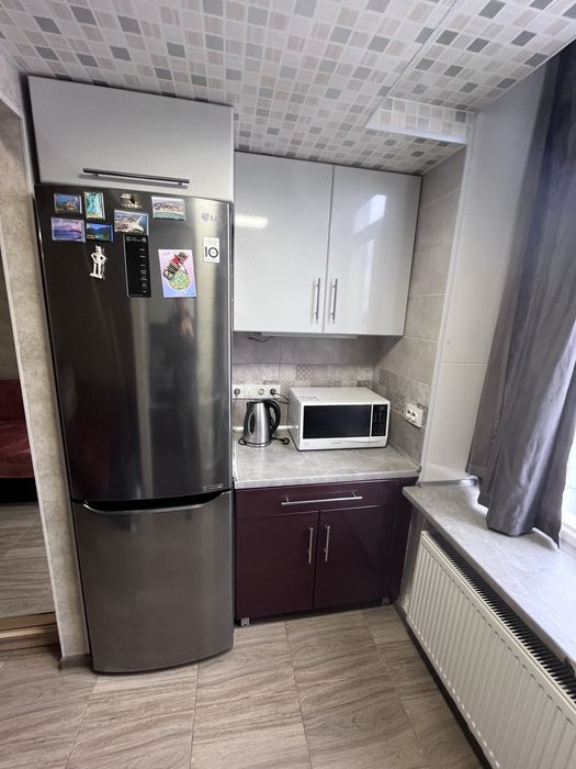 Продам дворівневу квартиру-гостинку