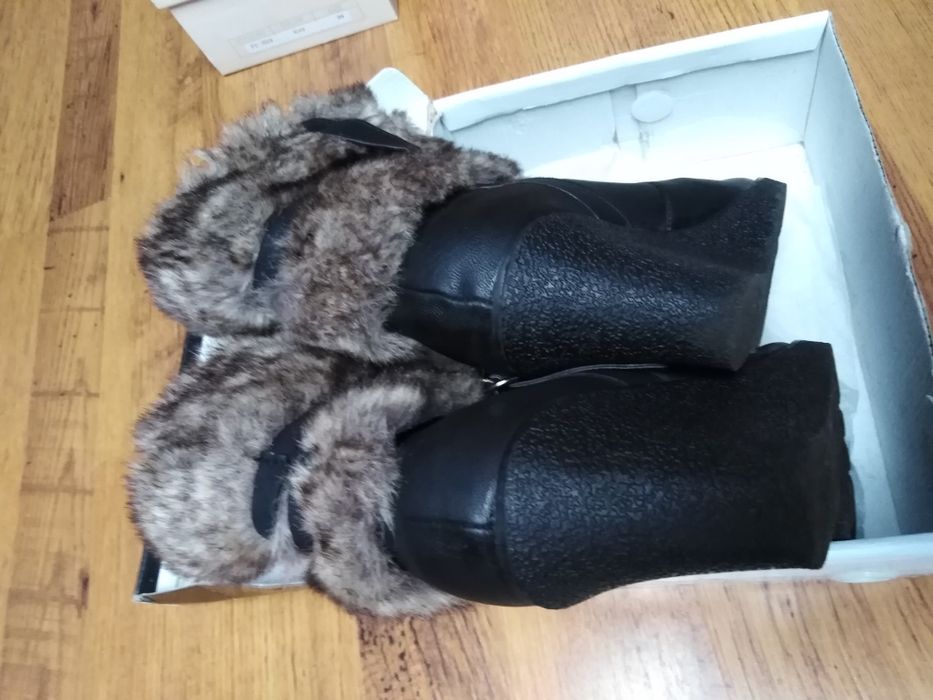 Kozaki 40 czarne na koturnie kożuszek