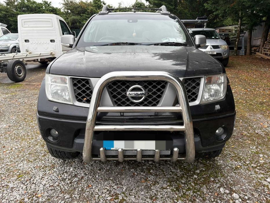 Пікапи (Hiluxy, Nawara, L200) з Ірландії