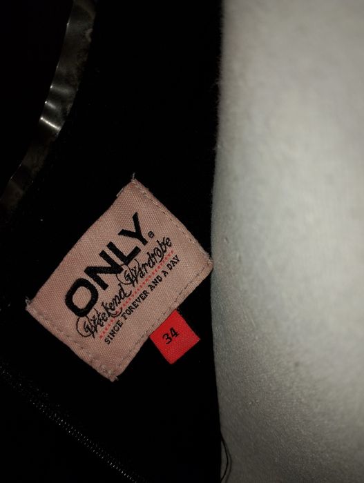 Cekinowa sukienka ONLY r.XS