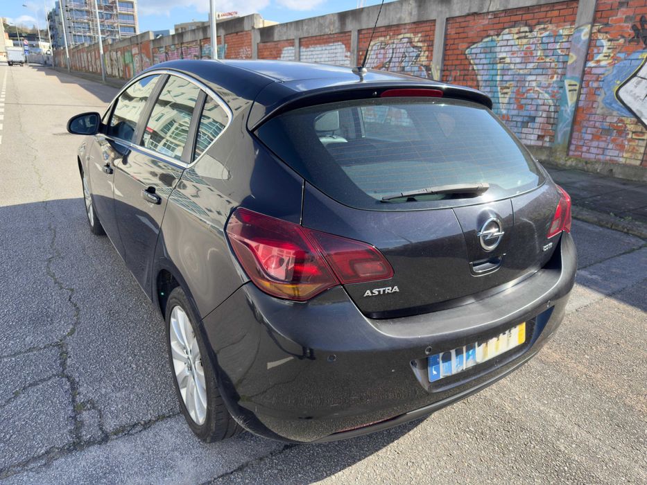 Opel Astra J - 1.7 CDTI Cosmo  - 125cv