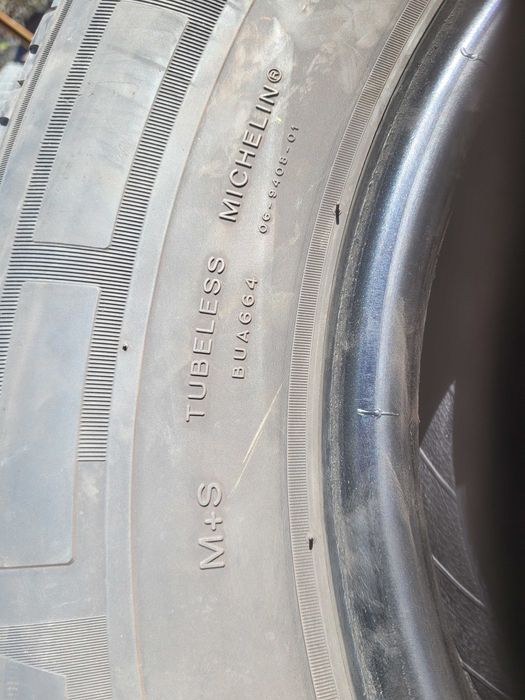 Opony 225/75 16C Bus  Michelin
