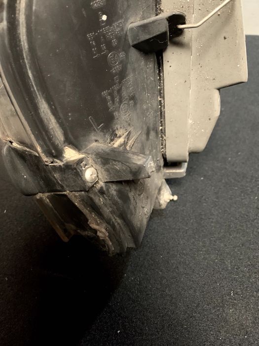 Farol Esquerdo Fiat Doblo 2005