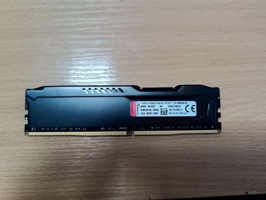 Оперативна памʼять HyperX (Kingston) Fury Black DDR4; 8 ГБ