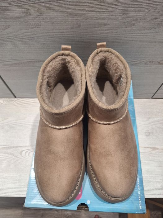Buty zimowe śniegowce damskie Skechers r. 39  jak ugg lub emu