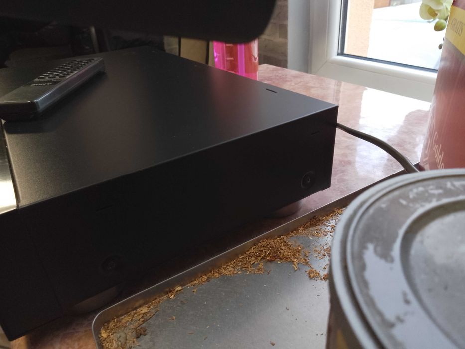 CD Sony cdp-395. Pilot sprawny w 100%.  stan bardzo dobry.