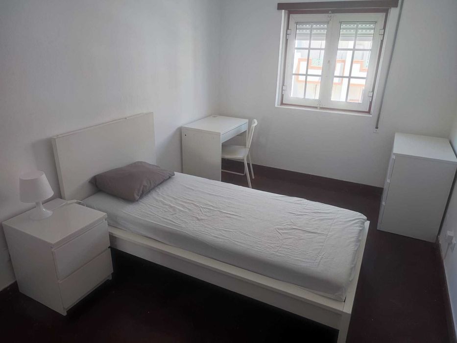 Alugo Quarto - Alcochete