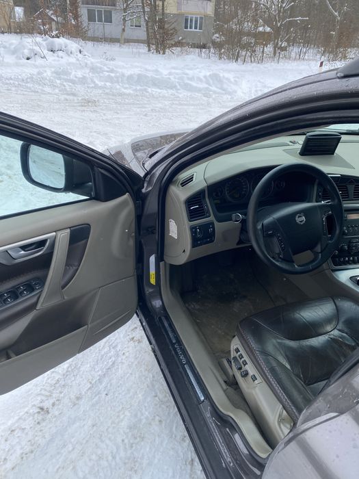 Volvo xc 70 повний привід