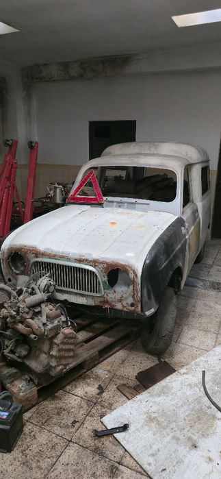 Renault 4F for Restoration