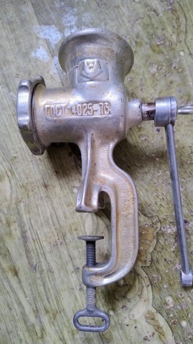 Мясорубка ручная чугунная СССР ГОСТ 4025-78 рабочая