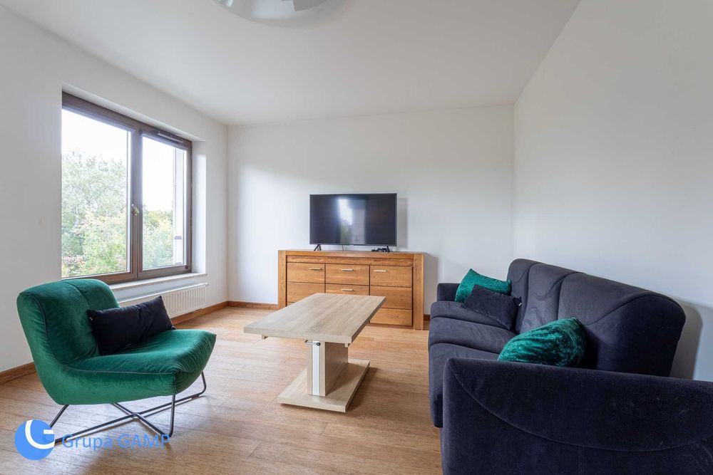 Apartament z widokiem na park, Wisłę i Wawel | 3 pokoje, 2 garaże, 72m2
