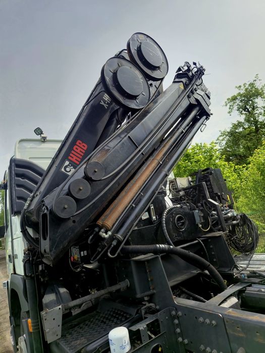 Volvo FMX 370 z dźwigiem Hiab