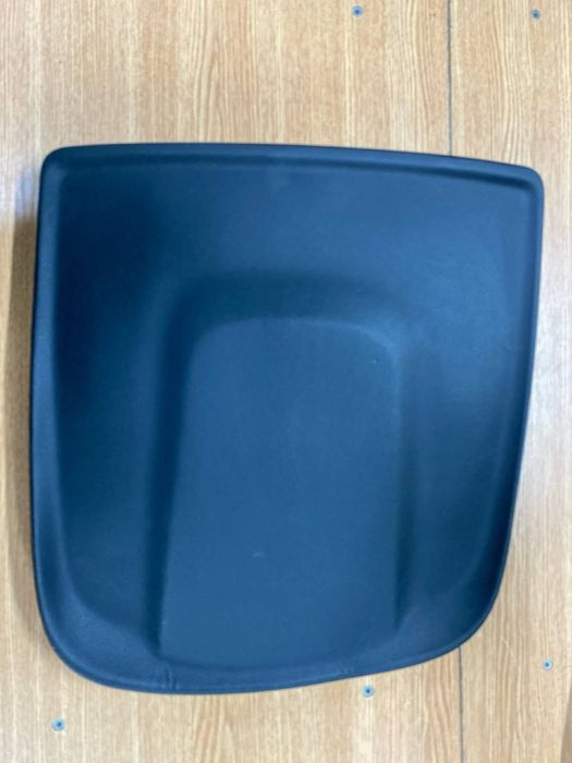 Porsche macan спинка переднього лівого  сидіння 95b881989a1d0