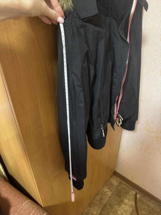 Superdry жіноча куртка вітровка